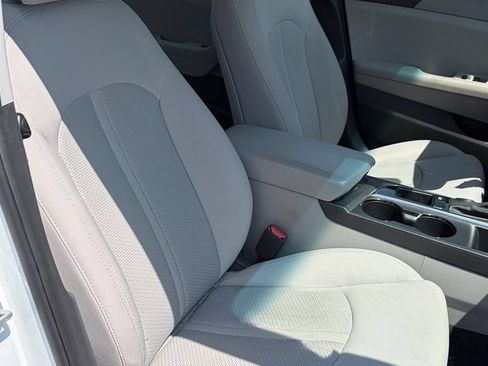 Used 2016 Hyundai Sonata SE w/ Cargo Package FWD image 25