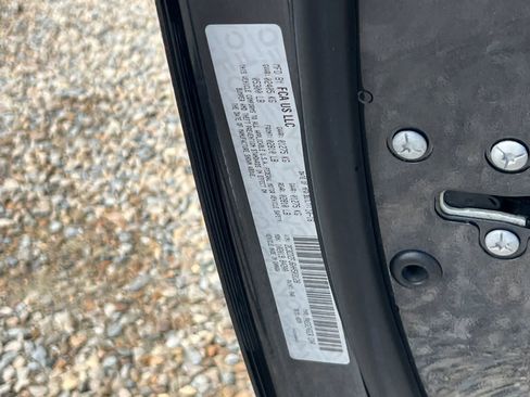 Used 2017 Dodge Challenger R/T Scat Pack RWD image 29