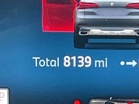 Used 2024 BMW X5 xDrive40i w/ Premium Package image 6