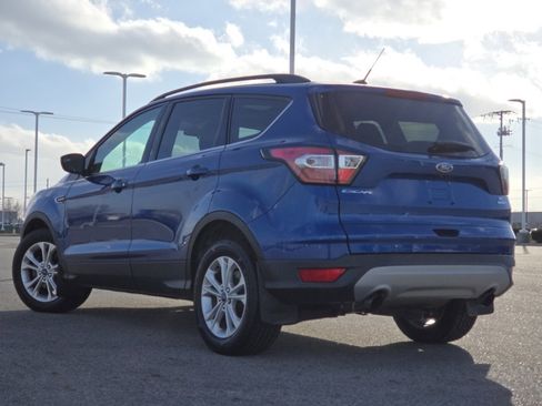 Used 2018 Ford Escape SE image 15