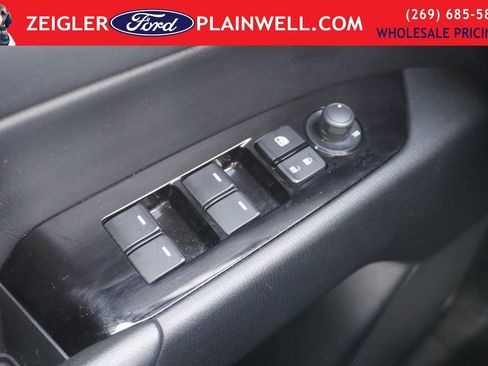 Used 2025 MAZDA CX-5 AWD 2.5 S w/ Preferred Package image 32