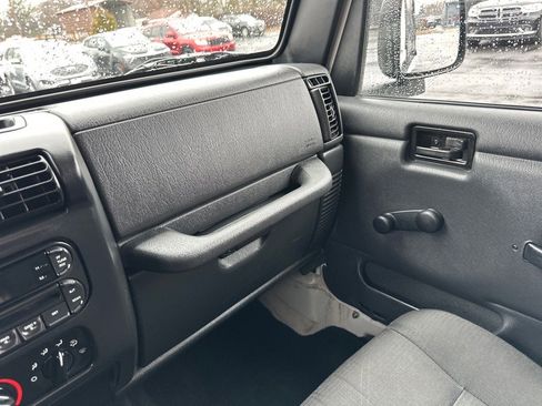 Used 2006 Jeep Wrangler X w/ Tire & Wheel Group (Ecco) image 29