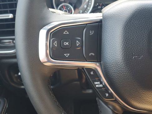 Used 2025 RAM 1500 Laramie AWD/4WD image 20