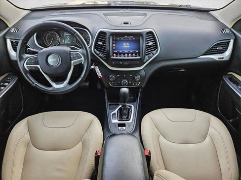 Used 2016 Jeep Cherokee Latitude w/ Safety/Convenience Group FWD image 16