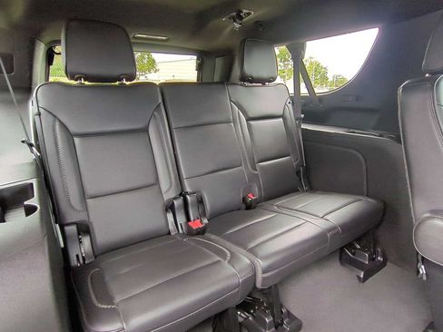 Used 2024 GMC Yukon XL Denali AWD/4WD image 26