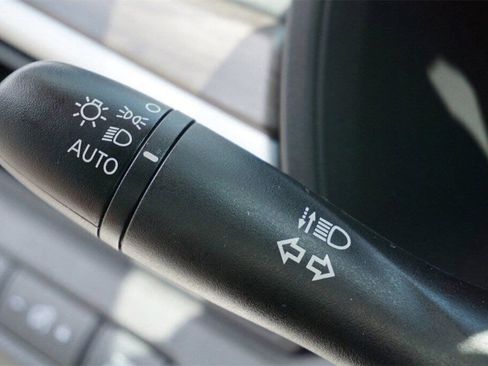 New 2025 Nissan Altima 2.5 SV image 13