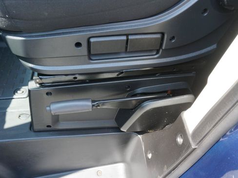 Used 2021 RAM ProMaster 2500 w/ Convenience Group FWD image 9