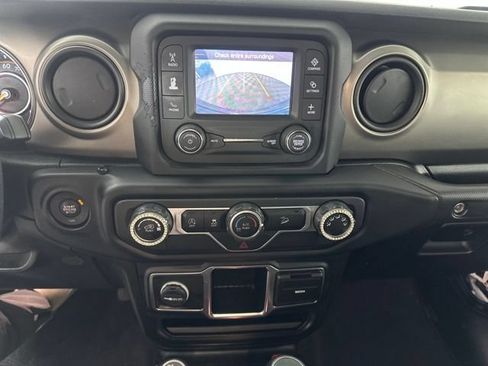 Used 2020 Jeep Wrangler Unlimited Sport AWD/4WD image 22