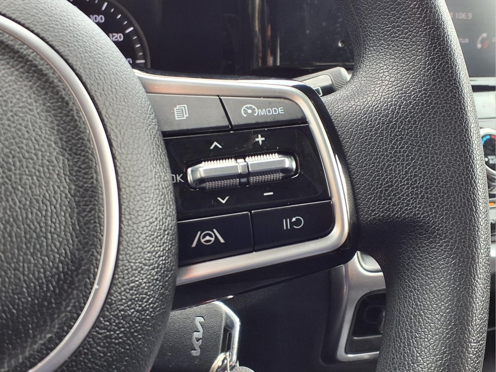 Used 2022 Kia Sorento LX FWD image 18