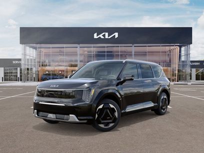 New 2026 Kia EV9 Land