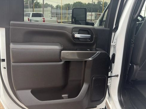 Used 2023 GMC Sierra 2500 AT4 w/ AT4 Premium Plus Package AWD/4WD image 11