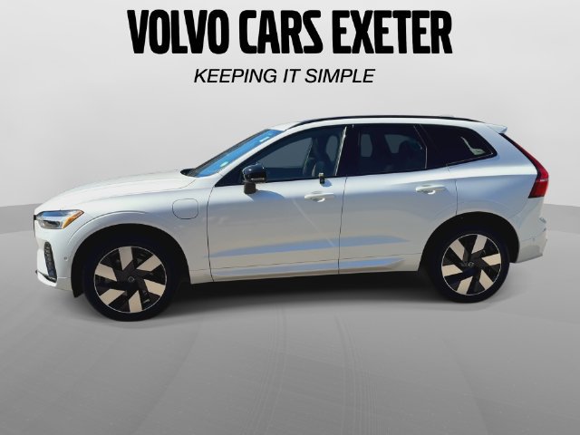 Certified 2025 Volvo XC60 T8 Plus w/ Protection Package Premier AWD/4WD image 6