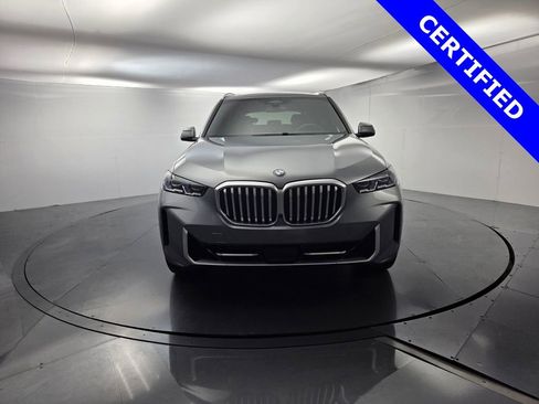 Certified 2024 BMW X5 sDrive40i w/ Premium Package image 3