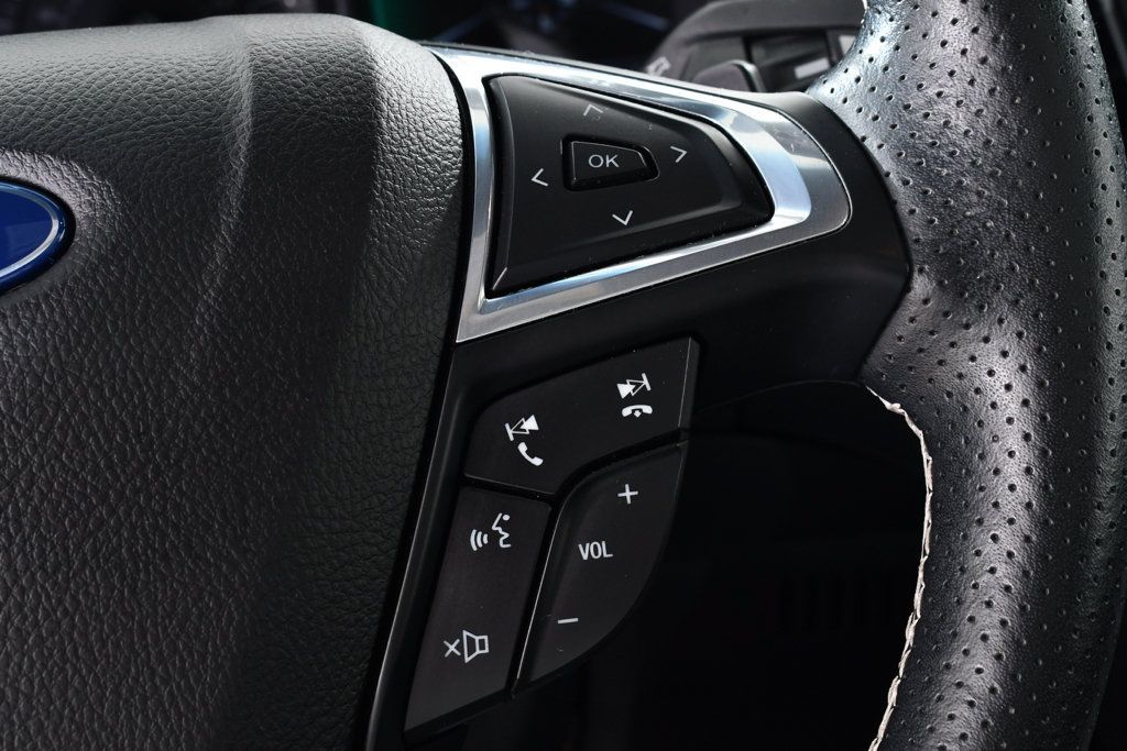 Used 2020 Ford Edge ST w/ Equipment Group 401A AWD/4WD image 32