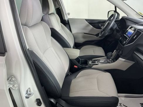 Used 2023 Subaru Forester Premium AWD/4WD image 4