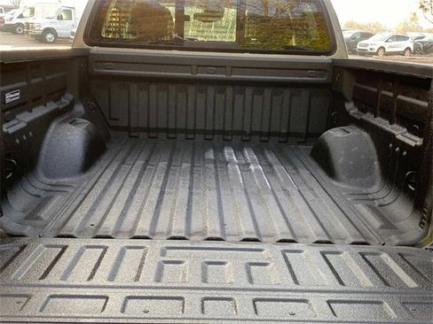 Used 2022 GMC Canyon AT4 w/ Driver Alert Package image 31