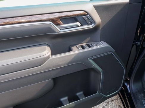 New 2026 GMC Sierra 1500 Elevation w/ Elevation Select Package AWD/4WD image 8