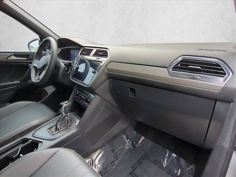 Used 2023 Volkswagen Tiguan SE R-Line FWD image 23