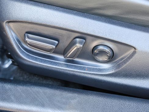 Certified 2023 Toyota Camry SE image 11