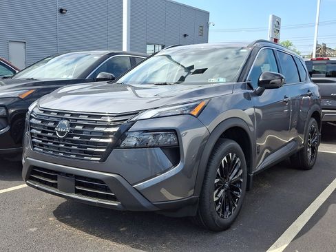 New 2026 Nissan Rogue SV AWD/4WD image 3