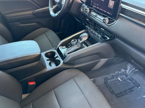 Certified 2024 GMC Canyon Elevation w/ Convenience Package AWD/4WD image 16