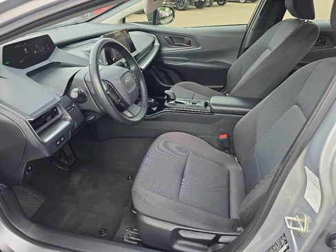 Used 2024 Toyota Prius LE image 15