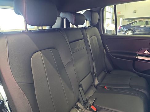 New 2026 Mercedes-Benz GLB 250 GLB 250 image 12