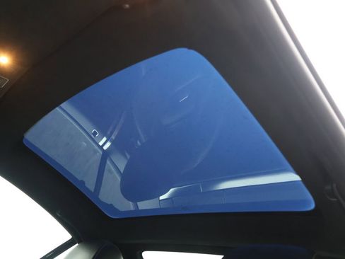 Used 2013 Mercedes-Benz SL 63 AMG image 36