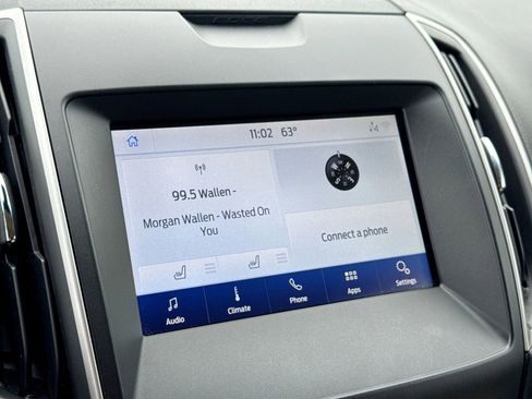 Used 2020 Ford Edge SEL image 27