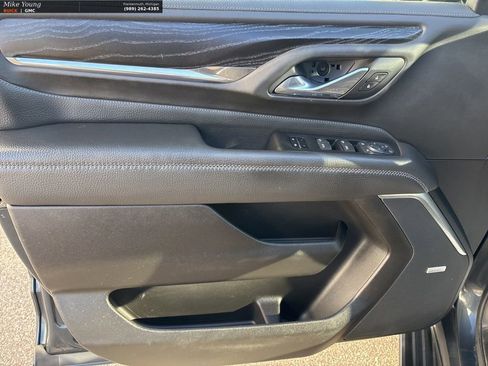 Used 2021 GMC Yukon Denali w/ Denali Ultimate Package image 21