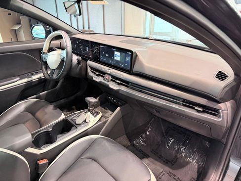 Used 2025 Kia K4 GT-Line w/ GT-Line Premium Package FWD image 27
