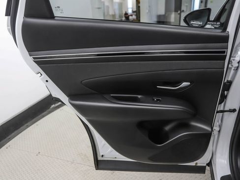 Used 2023 Hyundai Tucson SEL w/ Convenience Package AWD/4WD image 18
