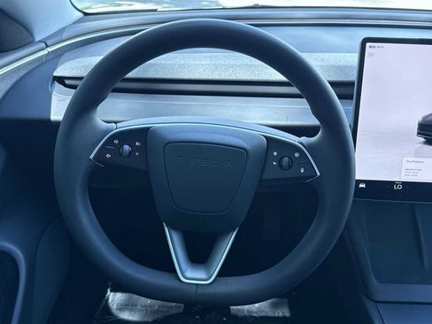 Used 2024 Tesla Model 3 Standard Range RWD image 15