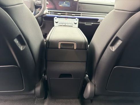 New 2026 Hyundai Santa Fe Limited image 17