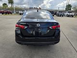 Used 2021 Nissan Versa SV image 4