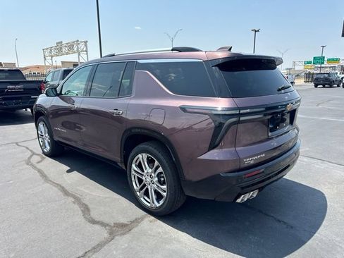 Used 2026 Chevrolet Traverse High Country FWD image 8