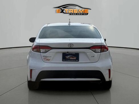 Used 2020 Toyota Corolla LE FWD image 5