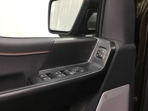 Used 2025 Ford F150 Raptor AWD/4WD image 8