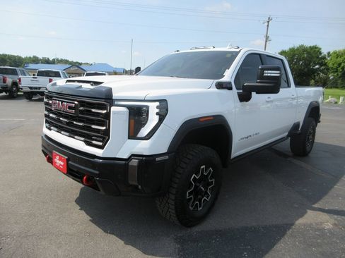 Certified 2024 GMC Sierra 2500 AT4X AWD/4WD image 13