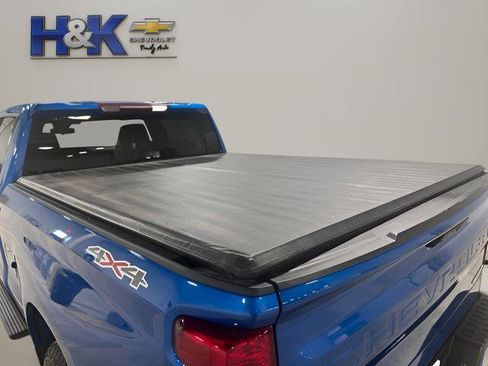 Used 2022 Chevrolet Silverado 1500 Custom AWD/4WD image 30