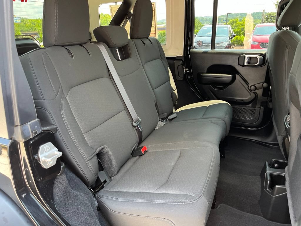 Used 2021 Jeep Wrangler Unlimited Sport AWD/4WD image 24