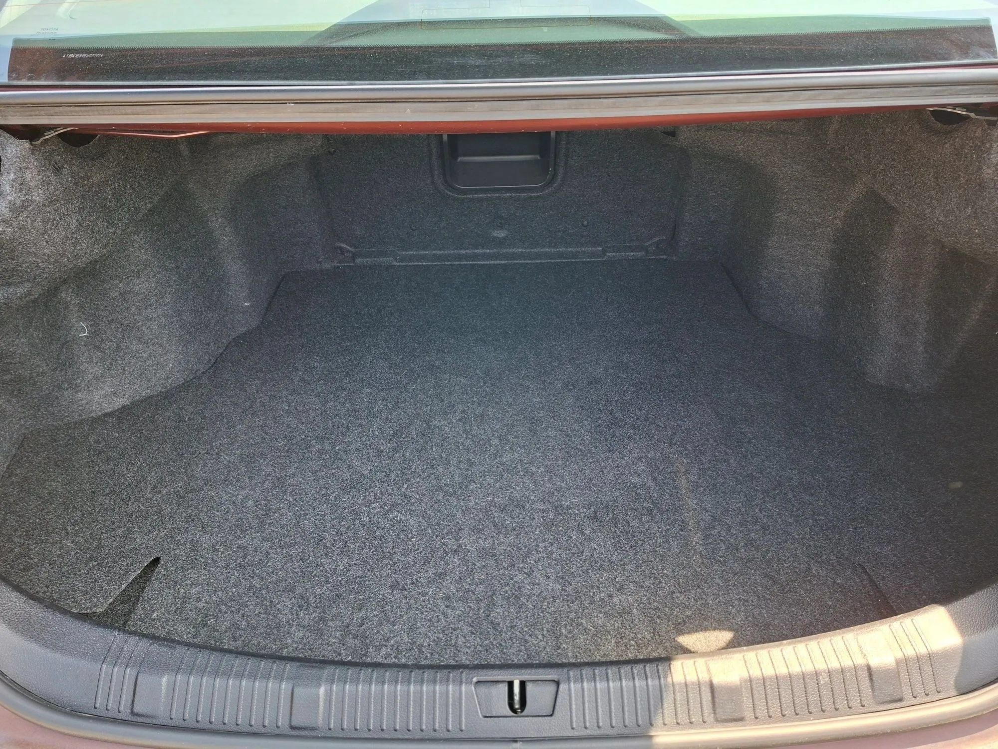 Used 2014 Toyota Avalon XLE FWD image 11