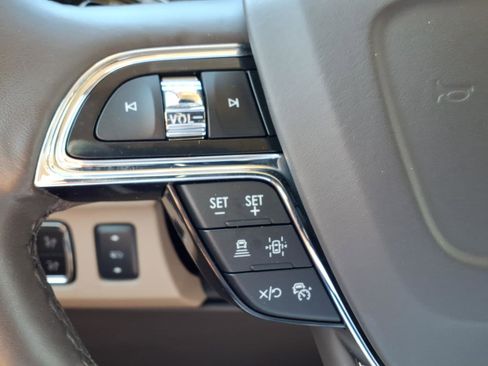 Used 2024 Lincoln Navigator Reserve AWD/4WD image 23