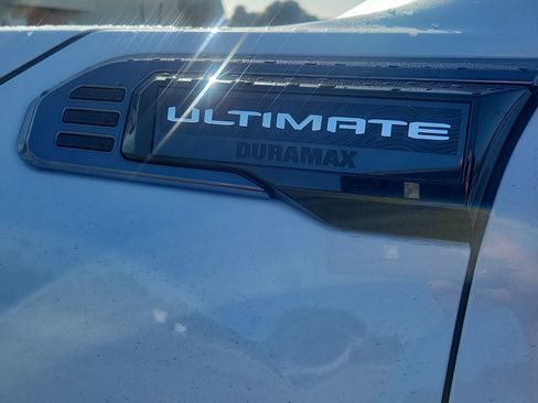 New 2026 GMC Sierra 2500 Denali Ultimate AWD/4WD image 9