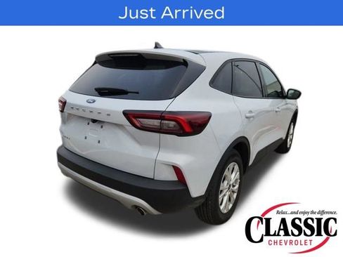 Used 2025 Ford Escape Active image 11