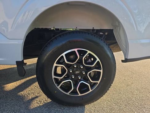 Used 2022 Ford F150 XLT w/ Equipment Group 302A High AWD/4WD image 32
