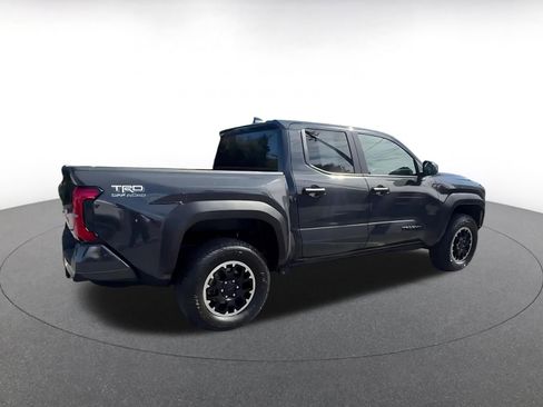 Used 2025 Toyota Tacoma TRD Off-Road image 15