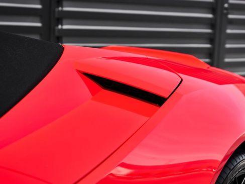 Used 2023 Lamborghini Huracan EVO RWD image 8