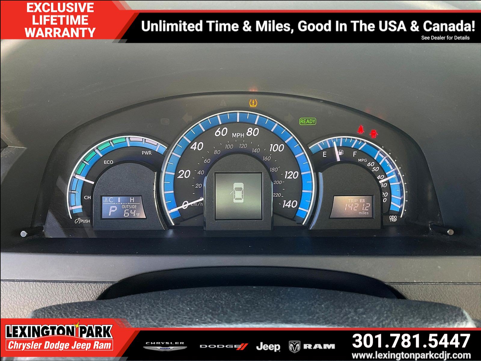Used 2012 Toyota Camry XLE w/ Leather Pkg FWD image 13