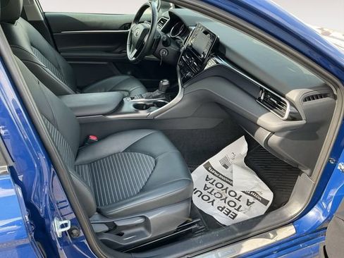 Used 2024 Toyota Camry SE image 15